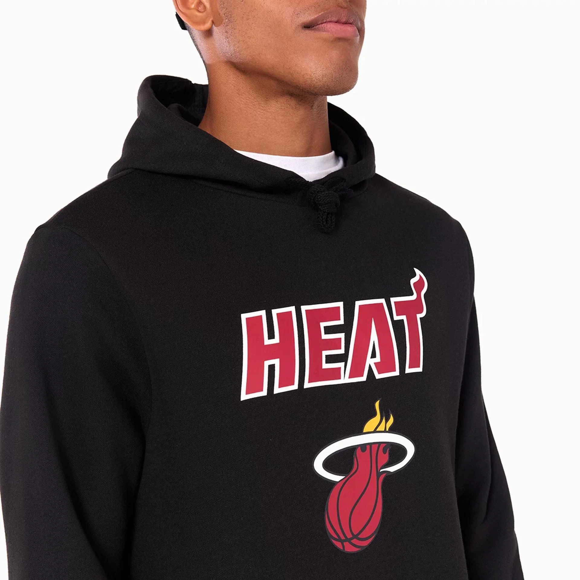 8692-miami-heat-nba-black-pullover-hoodie-3.webp Miami Heat NBA Black Pullover Hoodie