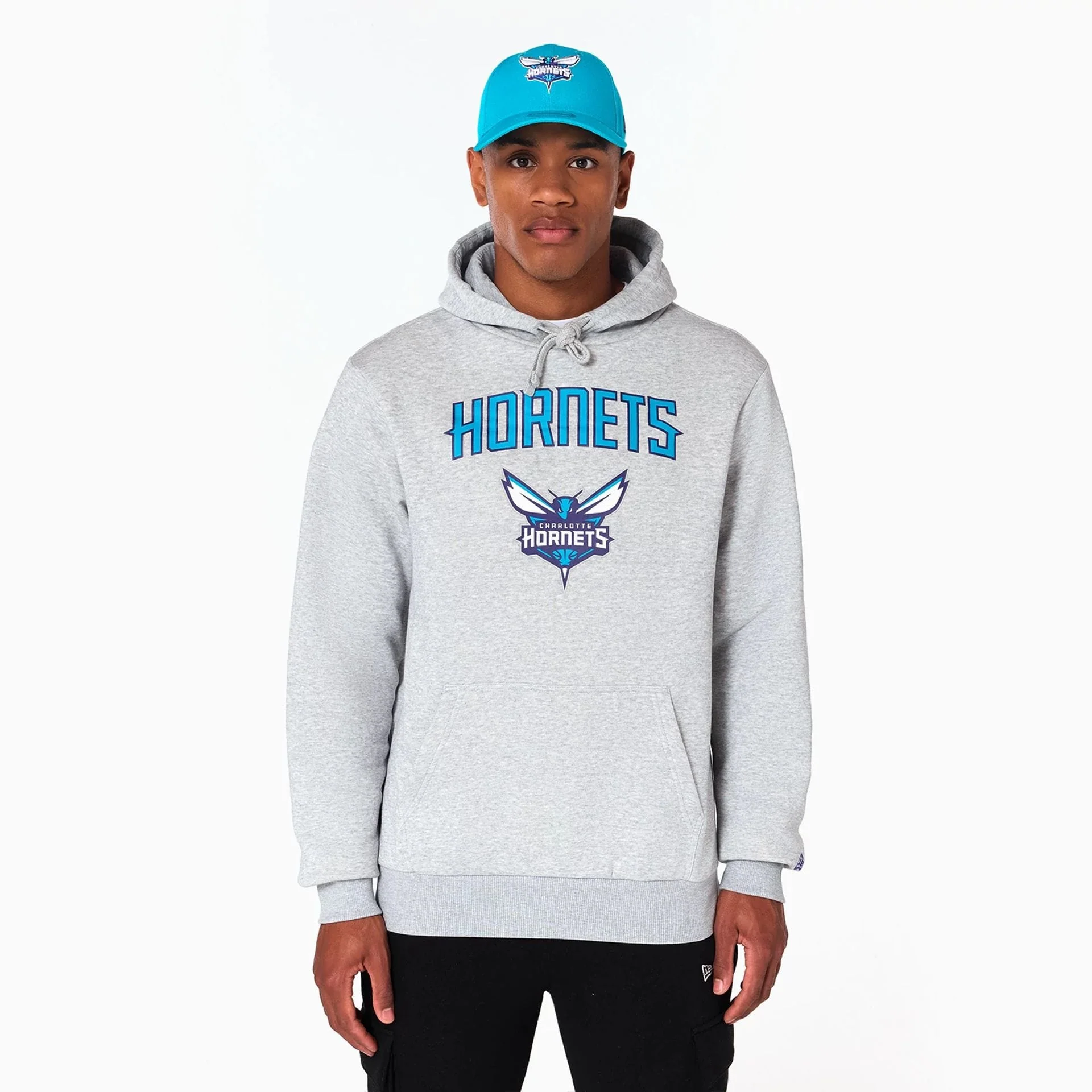8867-charlotte-hornets-nba-grey-pullover-hoodie-1.webp Charlotte Hornets NBA Grey Pullover Hoodie