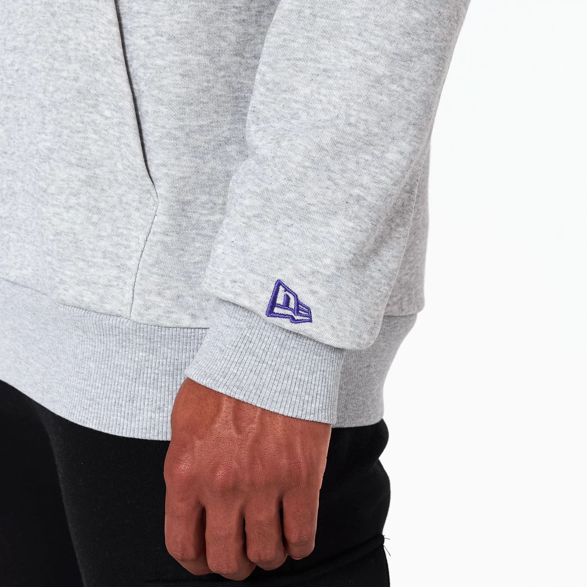8867-charlotte-hornets-nba-grey-pullover-hoodie-3.jpg Charlotte Hornets NBA Grey Pullover Hoodie